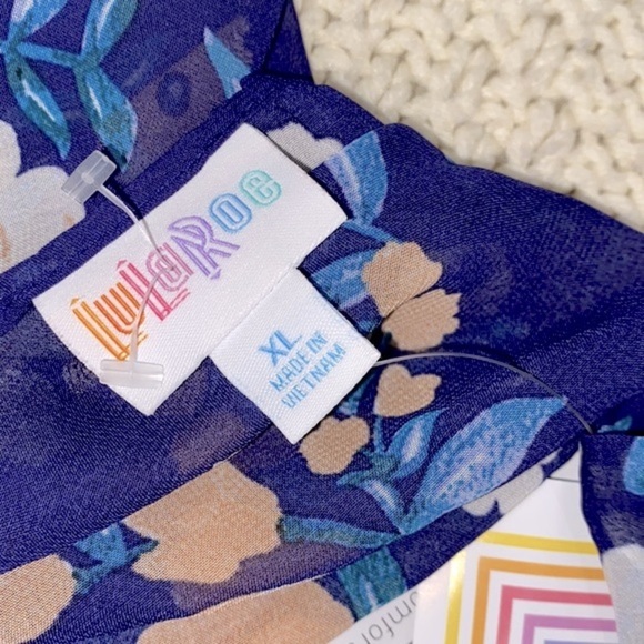 Lularoe Daphne blue floral cardigan with belt size XLarge - Picture 7 of 11